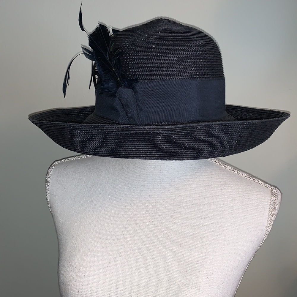 Giovannio navy hat with feathers